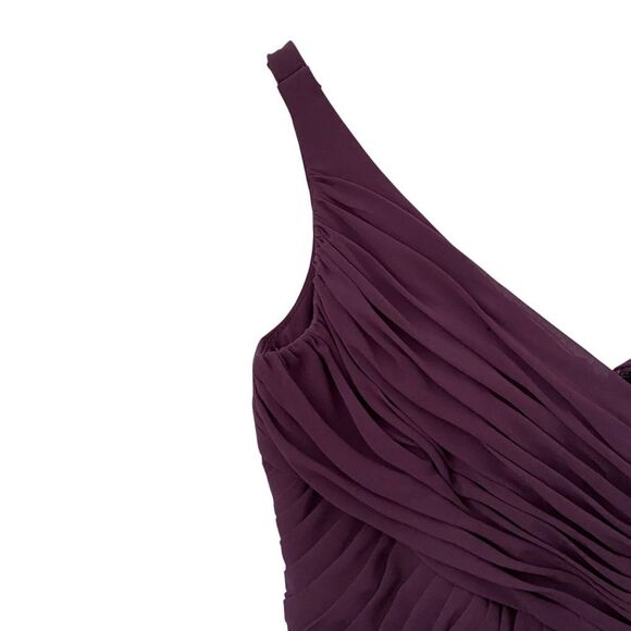 David's Bridal Wisteria Short Bridesmaid Dress in Size 2 - Picture 6 of 8